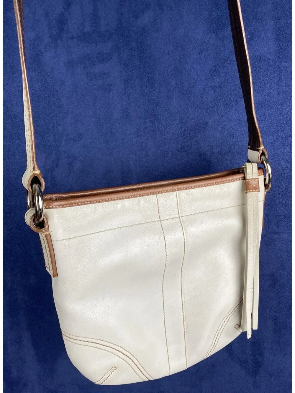 Vg Coach White Crossbody Bucket Purse Brown Trim  Boho